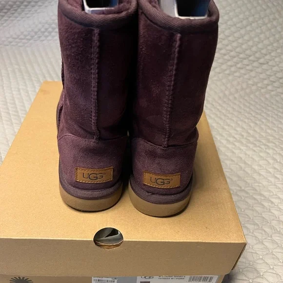 UGG Women's Classic Short II in Port (Rich Plum/purple) - Picture 7 of 9